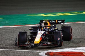 Checo Pérez, segundo en Bahrein: "Gran manera de empezar la temporada"