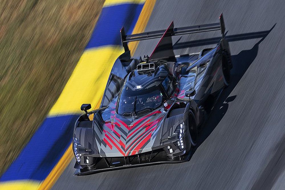 All-new Cadillac V-LMDh in action