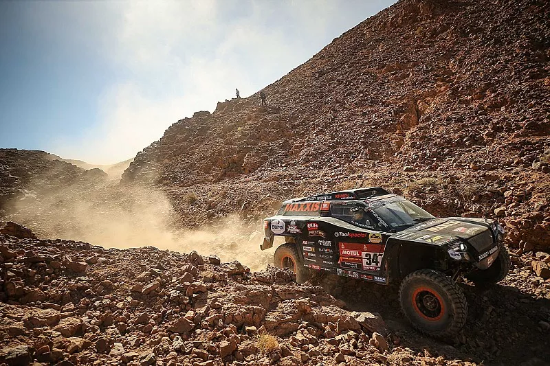 #347 Jefferies and Maxxis Dakar Team: Tim Coronel, Tom Coronel