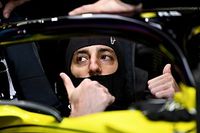 Ricciardo no tiene miedo de la llegada de Ocon