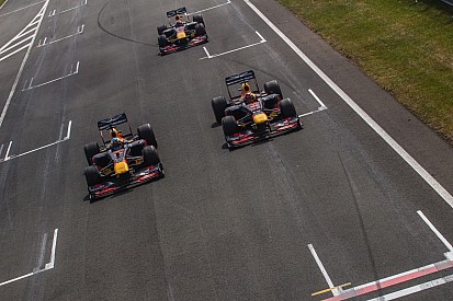 Galeri: Verstappen ve Ricciardo, Zandvoort'ta Jumbo etkinliğine katıldı