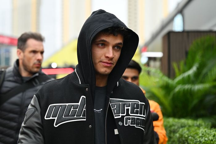 F1: Podendo ser campeão no Catar, Norris promete 'não ter medo de arriscar' 