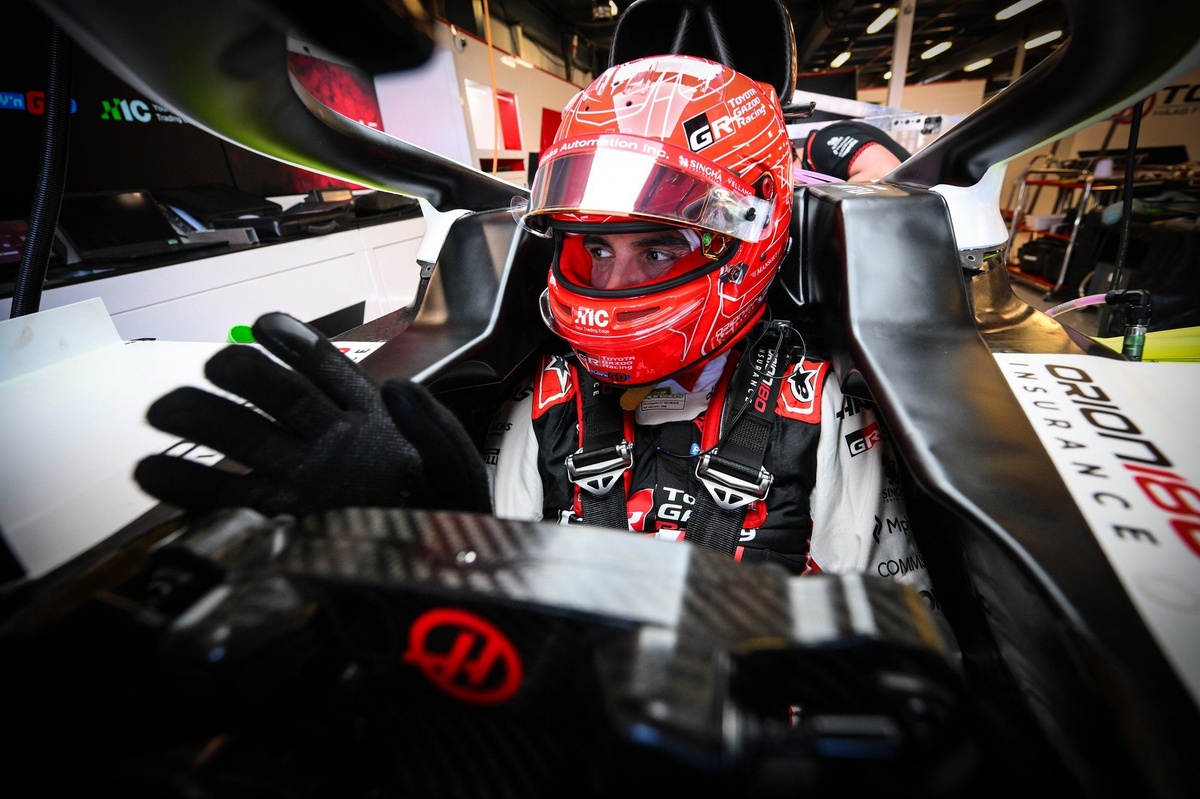 Ocon, desbordado por los nuevos F1 de 2026: "Mi cabeza está a punto de explotar"