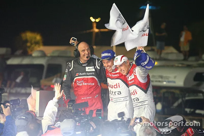 Race winners Tom Kristensen and Rinaldo Capello with Dr. Wolfgang Ullrich, Head of Audi Motorsport