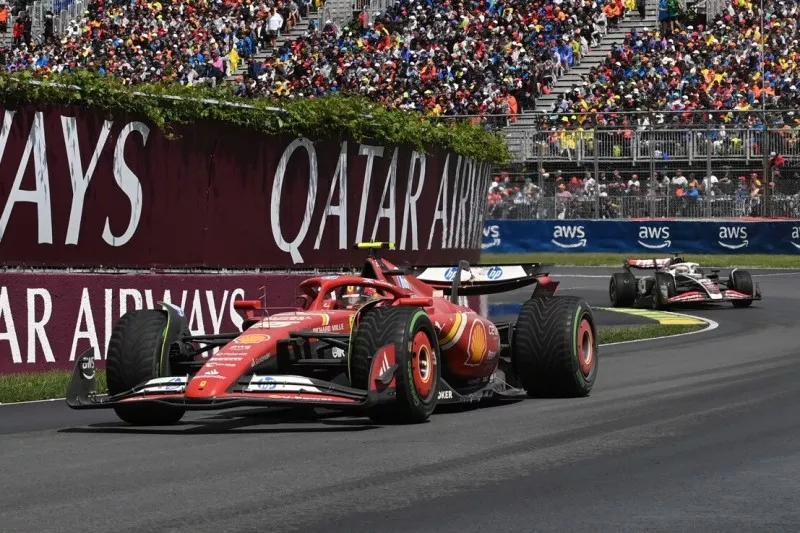 Hat Ferrari ein Problem auf feuchter Strecke?