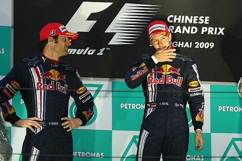 Vettel, su amuleto y un dedo cortado en China 2009