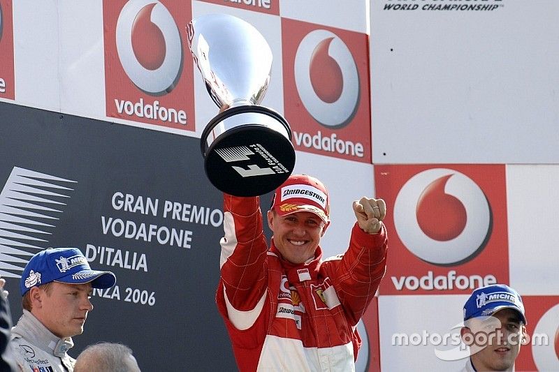 Podio: el ganador de la carrera, Michael Schumacher