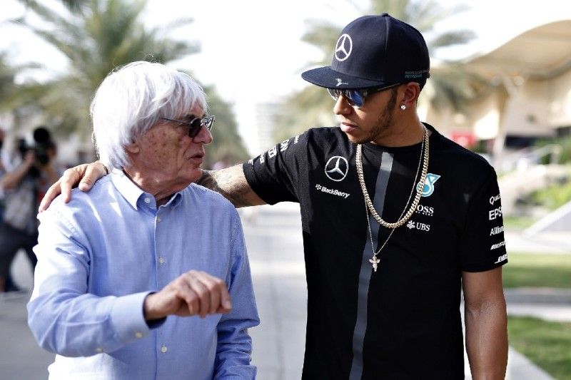Bernie Ecclestone y Lewis Hamilton