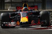 Red Bull no esperar&aacute; "eternamente" la decisi&oacute;n de Ricciardo 