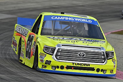 Matt Crafton re-signs with ThorSport Racing for 2018