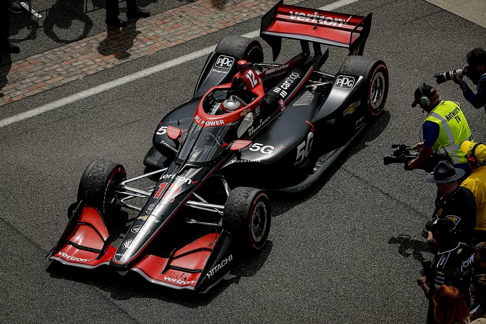 Will Power, Team Penske Chevrolet celebrates winning the Big Machine Spiked Coolers Grand Prix