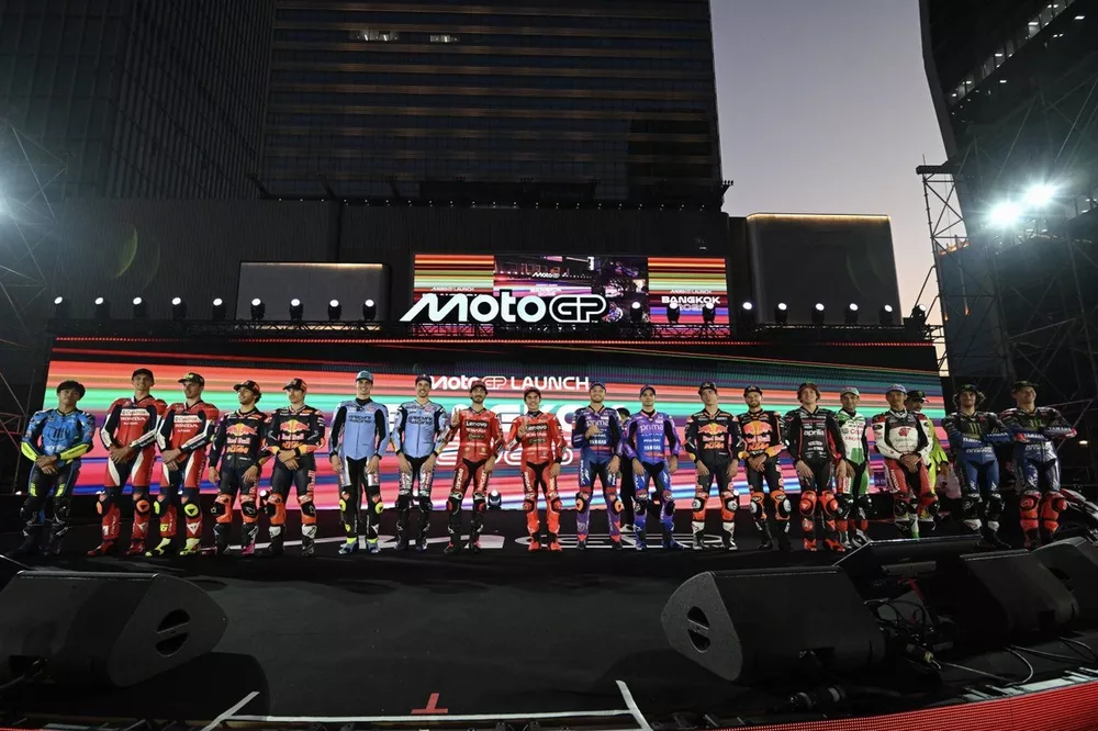 Riders line-up
