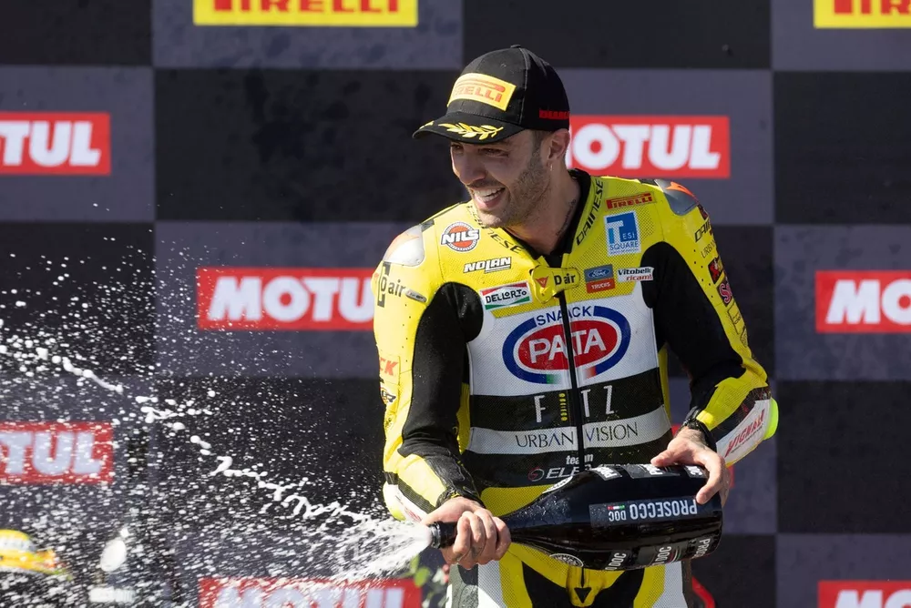 Andrea Iannone, Team Go Eleven