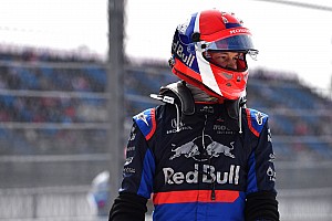 La explicación de la FIA por el casco de Kvyat en Rusia