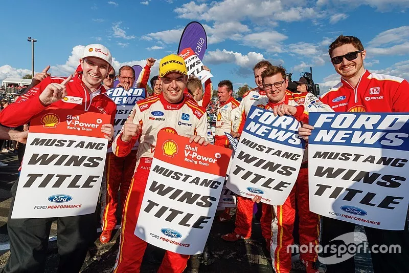 Race winner Scott McLaughlin, DJR Team Penske Ford