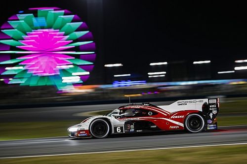 Daytona 24: Porsche lidera en la hora 15 tras problemas de Acura