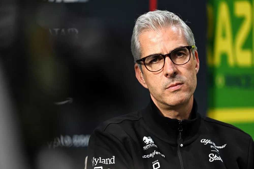 Alessandro Alunni Bravi, Representante del equipo Alfa Romeo F1 Team