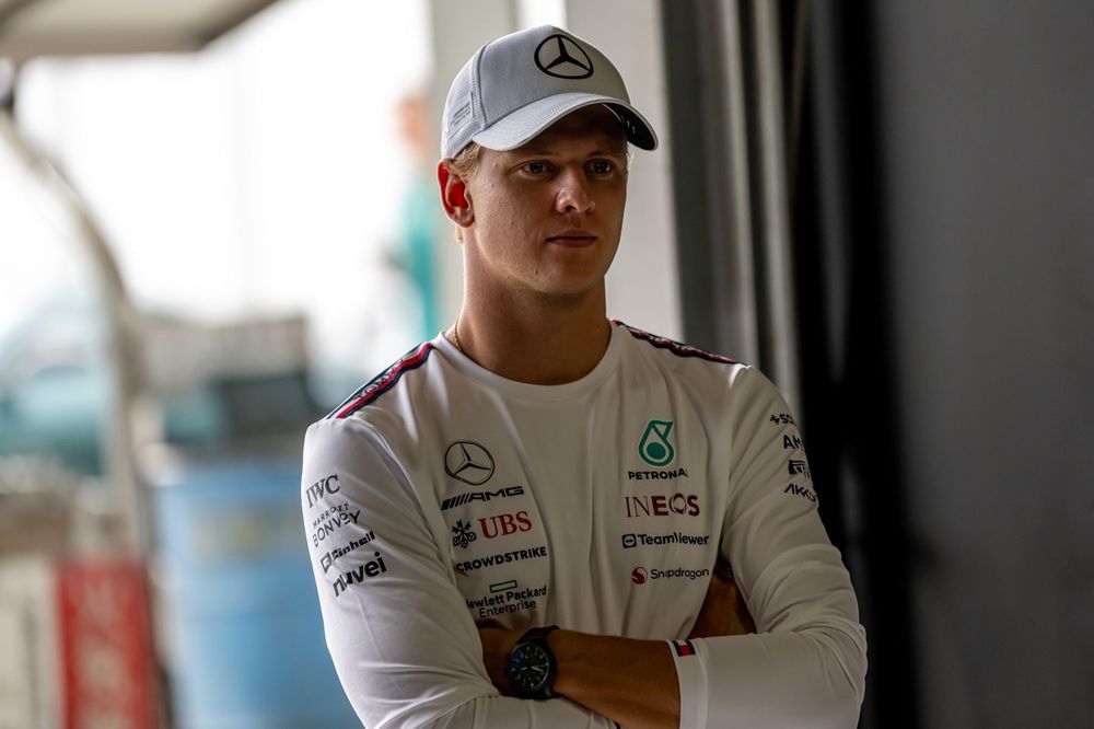 Mick Schumacher, piloto reserva de Mercedes-AMG, en una sesión informativa para invitados de Pirelli Hot Laps.