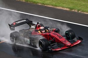 スーパーフォーミュラ、SUGOで今季初のCN開発テストを実施。国本雄資と山本尚貴が赤虎／白虎のステアリングを握る