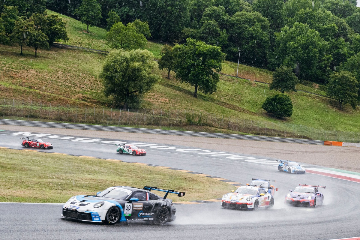 Carrera Cup Italia | Mugello: chi di penalty ferisce...