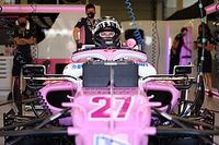 F1: Verstappen surpreende e lidera TL1 em Silverstone marcado pelo retorno de Hulkenberg ao grid