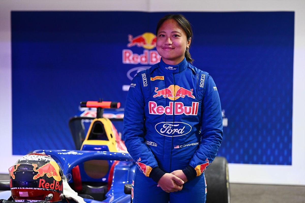 Chloe Chambers has 'no regrets' after F1 Academy third place finish in 2025