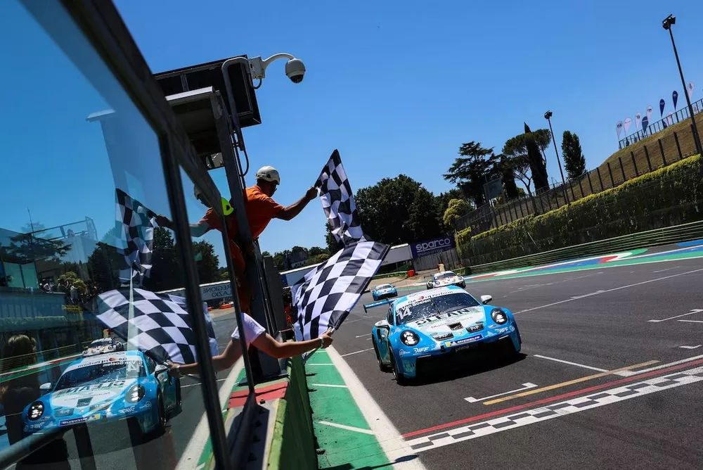 Gara 2 della Porsche CCI a Vallelunga