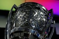 Quem são os candidatos ao título da NASCAR em Phoenix?