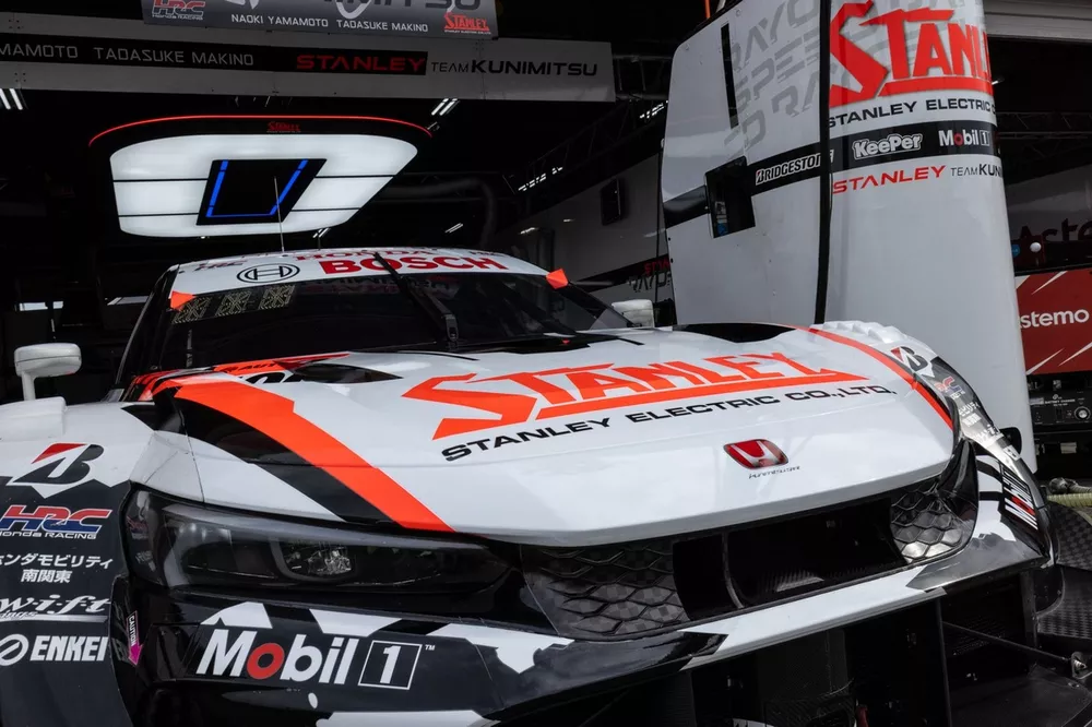 #100 STANLEY CIVIC TYPE R-GT
