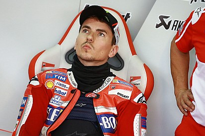 Lorenzo elogia parceiro Dovizioso por ano “inacreditável”