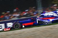 Sainz: "Cuando te falta tanta velocidad, es difícil defenderte"