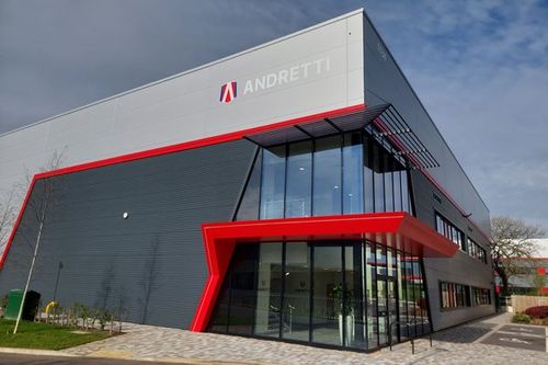 Andretti otworzył bazę w Silverstone