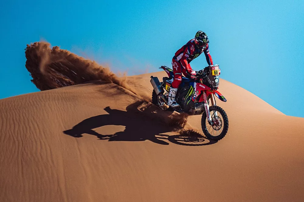 #68 Monster Energy Honda: Tosha Schareina