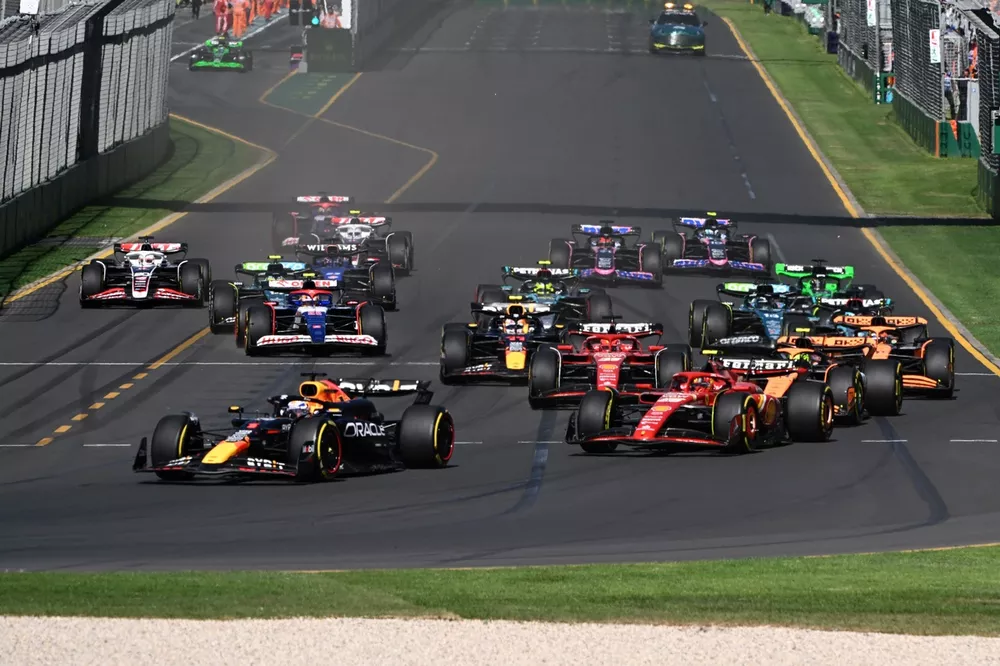 Max Verstappen, Red Bull Racing al inicio