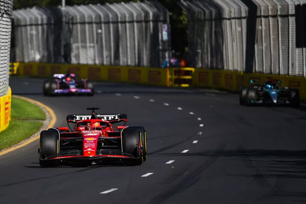 Charles Leclerc, Ferrari SF-24, George Russell, Mercedes F1 W15, Esteban Ocon, Alpine A524