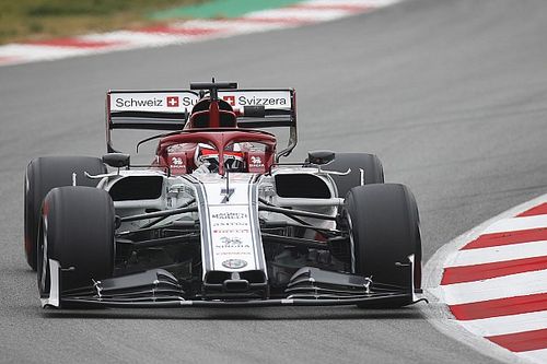 Raikkonen, el m&aacute;s r&aacute;pido de la sesi&oacute;n matutina en el test de F1 en Barcelona 