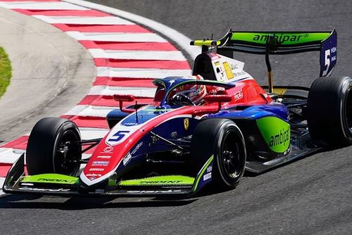 Rafa Câmara conquista título da F3 após vencer corrida desafiadora na Hungria