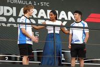 Hadjar: Lawson "definitivamente me empuja" como sol&iacute;a hacer Tsunoda