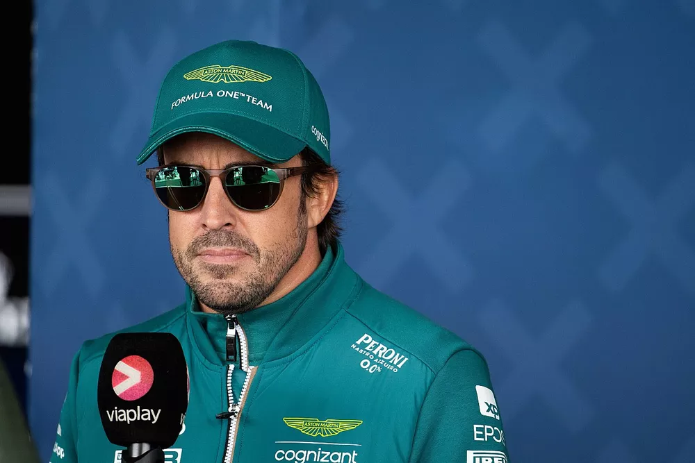 Fernando Alonso, Aston Martin F1 Team