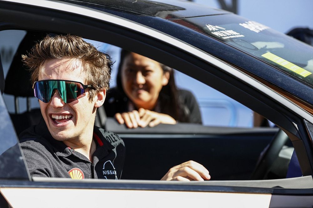 Sacha Fenestraz, Nissan Formula E Team