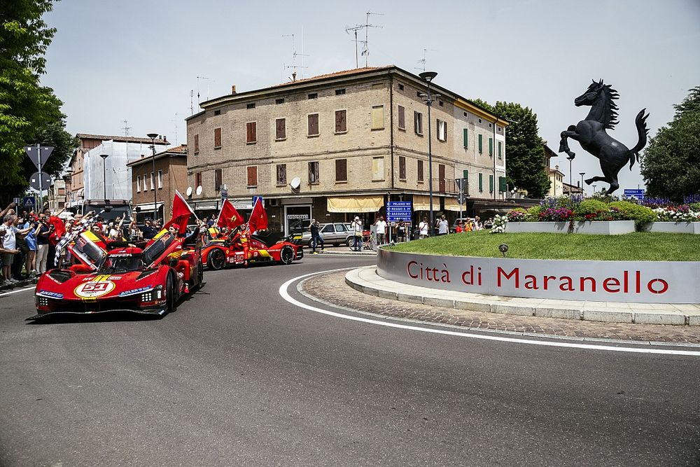 Fiesta en Maranello por el Ferrari 499P 