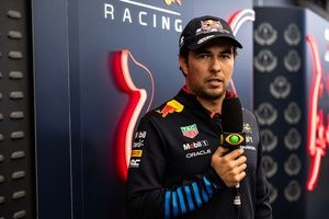 Pérez es "una opción" para Cadillac en la F1 2026