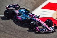 Alpine est&aacute; conforme con Doohan, pero Colapinto sigue en la reserva