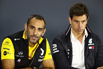 Renault vindt beschuldigingen over Ocon-situatie overdreven, Wolff boos