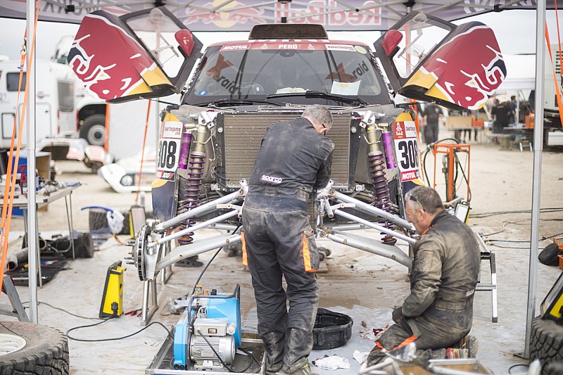Fotogallery Dakar: il giorno di riposo nel bivacco di Arequipa
