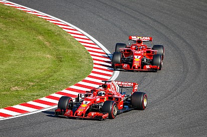 Vettel: gyorsabb voltam, előzni akartam, de Verstappen nem hagyott helyet