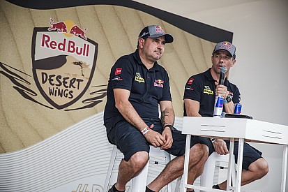 La organización del Dakar acepta las críticas de Loeb y Elena, pero no los compensará