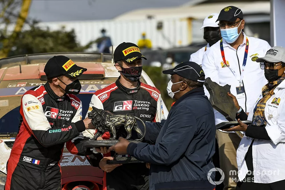 Podium: Winner S&eacute;bastien Ogier, Julien Ingrassia, Toyota Gazoo Racing WRT Toyota Yaris WRC