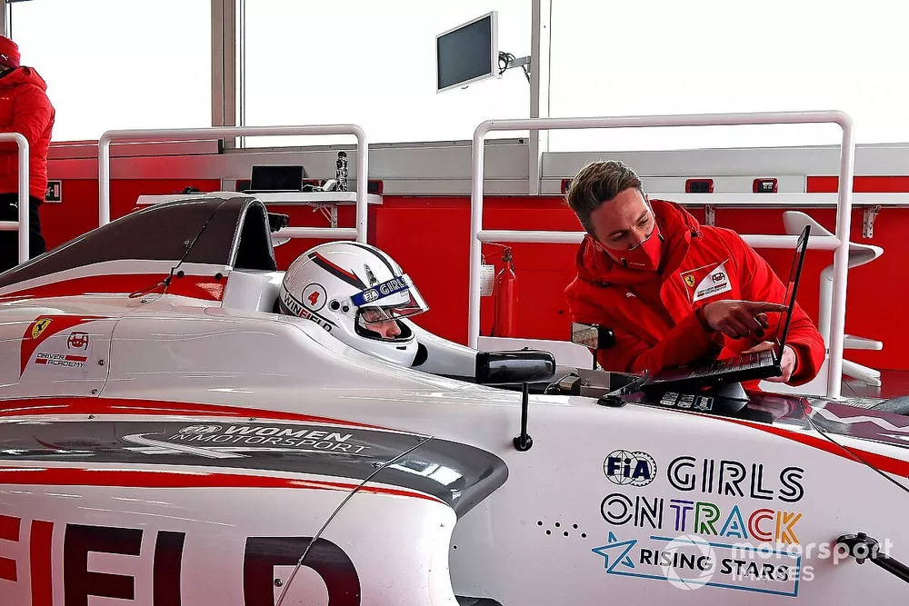 Maya Weug, Ferrari Driver Academy