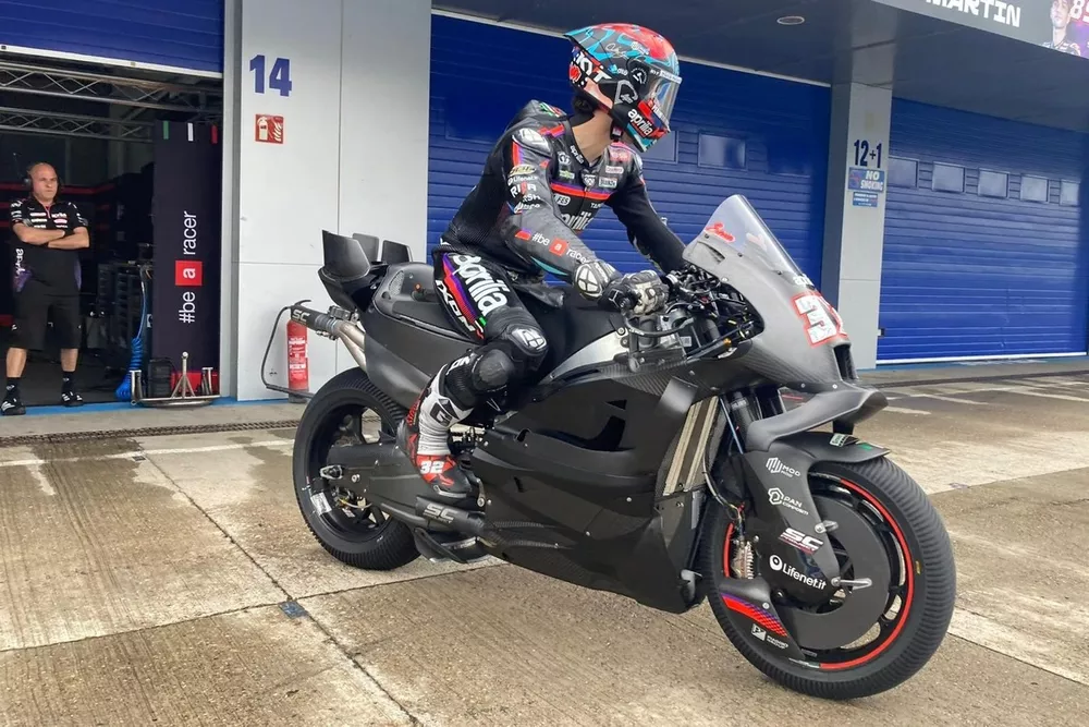 Aprilia RS GP 27  850cc